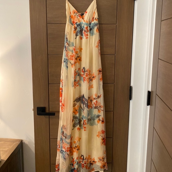 Gypsy 05 Dresses & Skirts - Gypsy Floral Maxi Dress